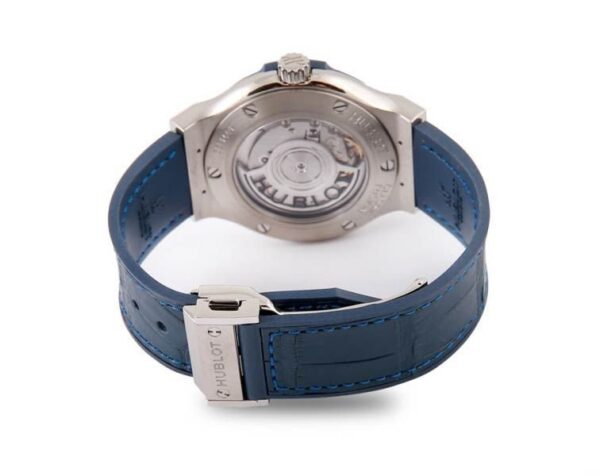 HUBLOT CLASSIC FUSION TITANIUM BLUE DIAL WOMEN - Image 3