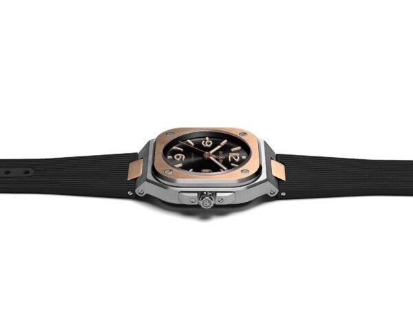 BELL & ROSS BR05 BLACK STEEL & GOLD 40MM RUBBER STRAP - Image 3