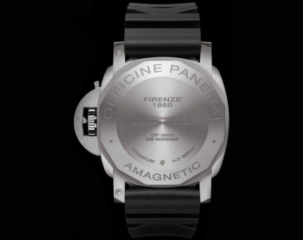 PANERAI
Submersible Amagnetic - 47mm
Black Dial Black Strap - Image 3