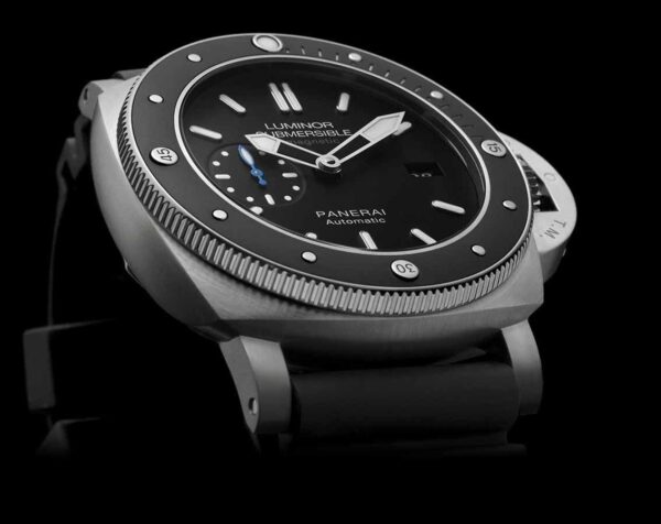 PANERAI
Submersible Amagnetic - 47mm
Black Dial Black Strap - Image 2