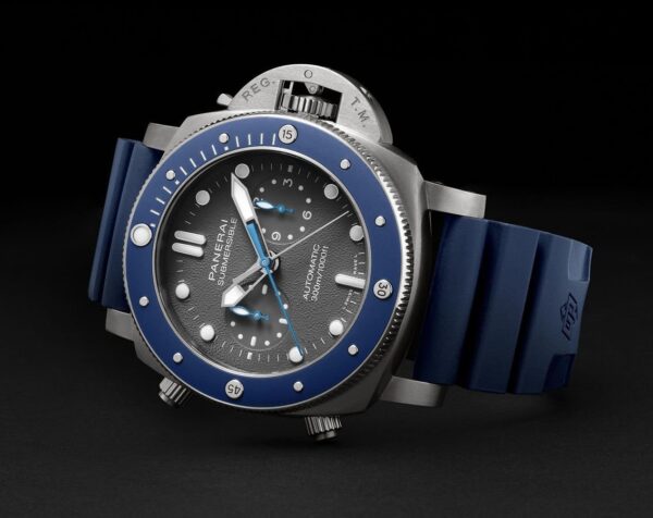 PANERAI
Submersible Chrono Guillaume Nery Edition - 47mm 
Grey Dial Blue Strap - Image 3