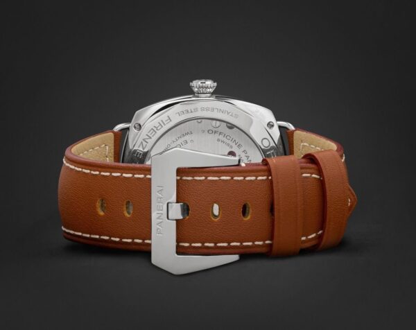 PANERAI
Radiomir Black Seal 8 Days - 45mm
Black Steel Dial & Brown Strap - Image 4