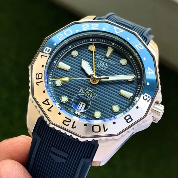 TAG Heuer Aquaracer Professional 300 GMT Blue Fiber Strap Automatic Mens Watch - Image 7